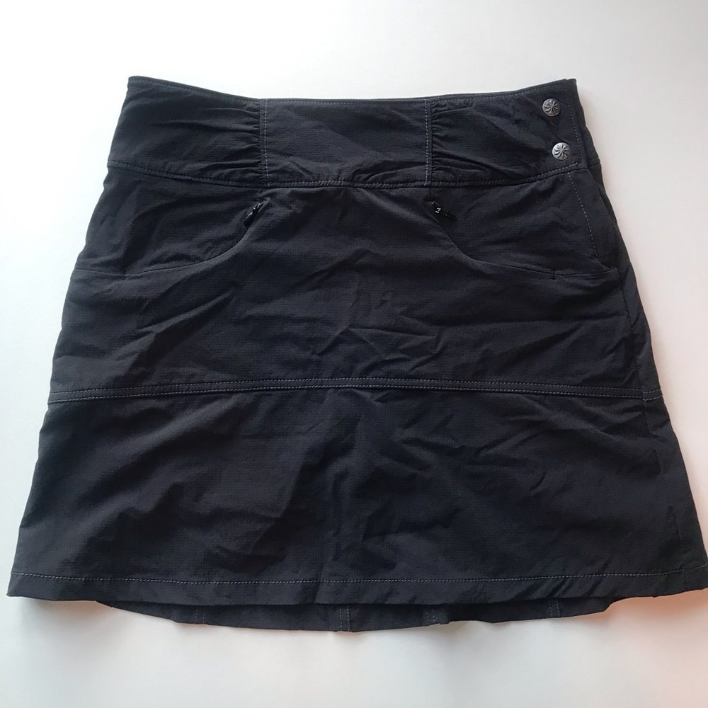 altheta black hit the trail skort skirt size 2